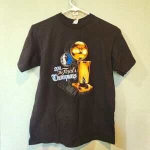 Dallas Mavericks 2011 NBA Finals Champions Double Sided Majestic Shirt Youth L